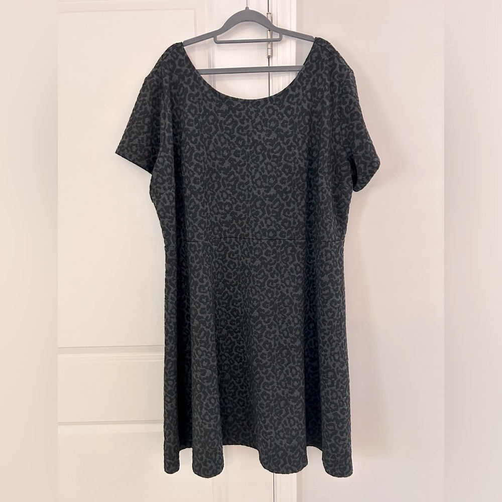 Loft Plus black leopard fit and flare dress - size 26